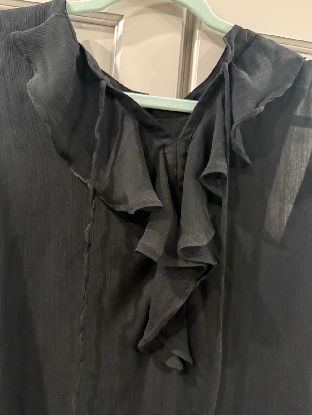 Tommy Hilfiger Black Ruffle V-Neck Sleeveless Camisole woman’s size L - Picture 9 of 11